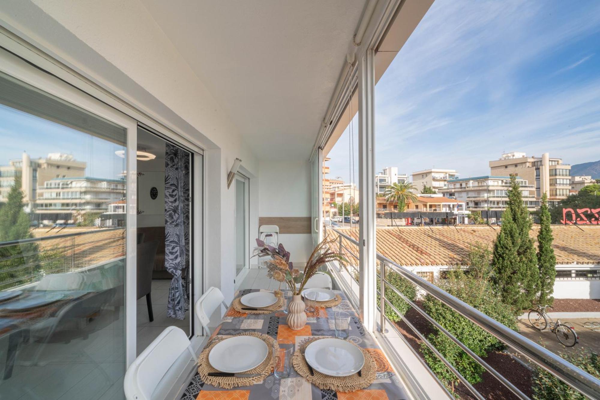 Welhomy Magnifique Appartement Santa Margarida Roses Estany المظهر الخارجي الصورة